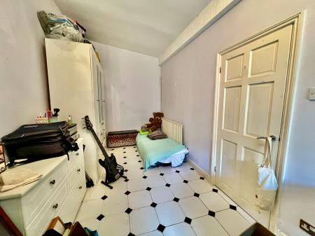 3 bedroom Flat for sale in The Old Stables, Brewery Hill, Grantham, NG31