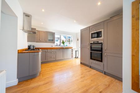 4 bedroom Detached house for sale in Water Lane, South Witham, Grantham, NG33