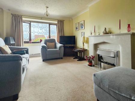 3 bedroom Bungalow for sale in Worcester Road, Grantham, NG31