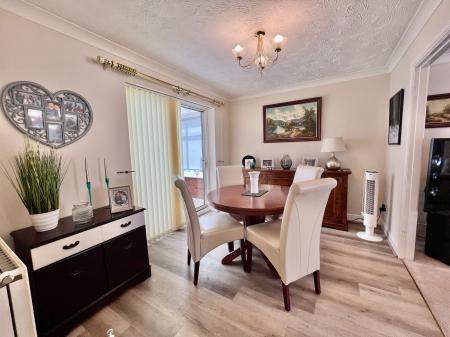 4 bedroom Detached house for sale in Worcester Road, Grantham, NG31