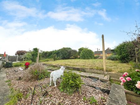 2 bedroom Bungalow for sale in Wroxall Drive, Grantham, NG31