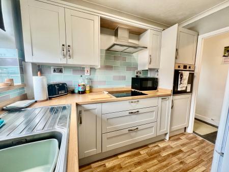 2 bedroom Bungalow for sale in Wroxall Drive, Grantham, NG31