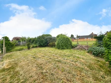 2 bedroom Bungalow for sale in Wroxall Drive, Grantham, NG31