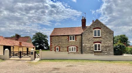 Main Street, Sleaford, Haceby, NG34