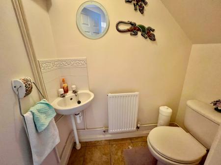 4 bedroom Detached house for sale in Berkshire Drive, Grantham, NG31