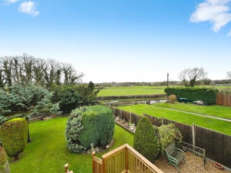 3 bedroom Semi-detached house for sale in Corby Road, Bitchfield, Grantham, NG33