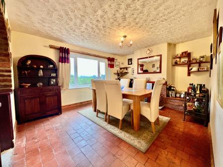 3 bedroom Semi-detached house for sale in Corby Road, Bitchfield, Grantham, NG33