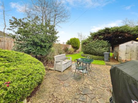 3 bedroom Semi-detached house for sale in Corby Road, Bitchfield, Grantham, NG33