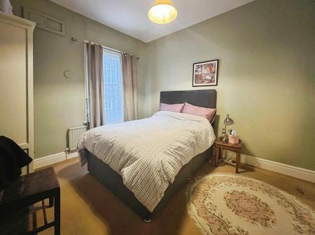 4 bedroom End of terrace house for sale in Castlegate, Grantham, NG31