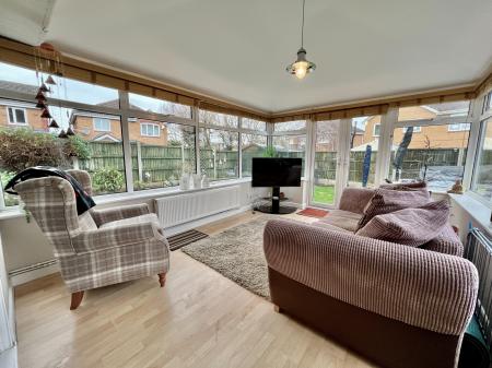 3 bedroom Detached house for sale in Baysdale Grove, Grantham, NG31