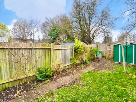 2 bedroom Terraced House for sale in Redcross Street, Grantham, NG31