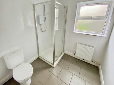 2 bedroom Terraced House for sale in Redcross Street, Grantham, NG31