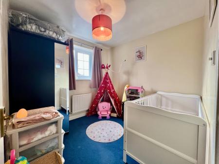 3 bedroom Terraced House for sale in Palmwood Close, Gonerby Hill Foot, Grantham, NG31