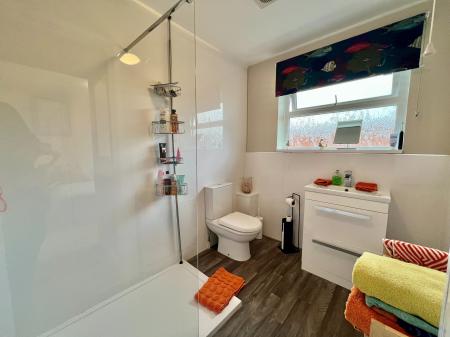 3 bedroom Terraced House for sale in Palmwood Close, Gonerby Hill Foot, Grantham, NG31