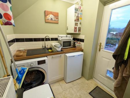 4 bedroom Detached house for sale in Mercia Drive, Ancaster, Grantham, NG32