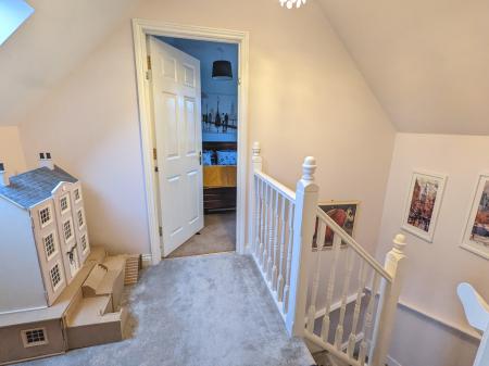 4 bedroom Detached house for sale in Mercia Drive, Ancaster, Grantham, NG32