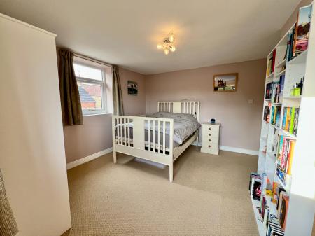 3 bedroom Detached house for sale in Newton Way, Woolsthorpe By Colsterworth, Grantham, NG33