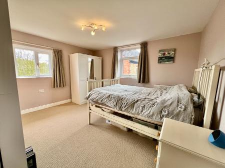 3 bedroom Detached house for sale in Newton Way, Woolsthorpe By Colsterworth, Grantham, NG33