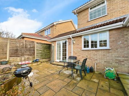 4 bedroom Detached house for sale in Manor Road, Barrowby, Grantham, NG32
