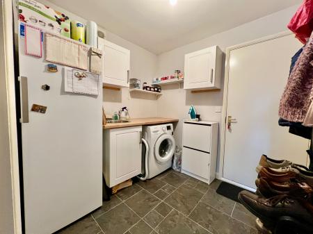 4 bedroom Detached house for sale in Manor Road, Barrowby, Grantham, NG32