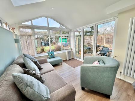4 bedroom Detached house for sale in Manor Road, Barrowby, Grantham, NG32
