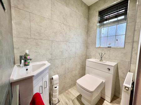 4 bedroom Detached house for sale in Manor Road, Barrowby, Grantham, NG32