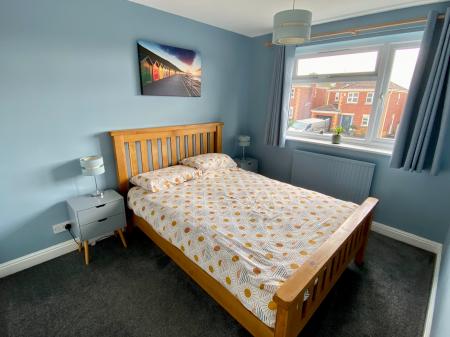 3 bedroom Semi-detached house for sale in Worcester Road, Grantham, NG31