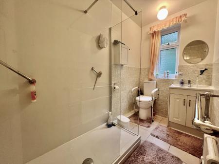 3 bedroom Detached house for sale in Hill Avenue, Grantham, NG31