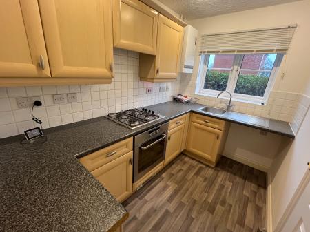 3 bedroom Town house to let in Claricoates Drive, Coddington, NG24