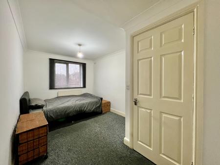 2 bedroom Flat for sale in University Court, Grantham, NG31