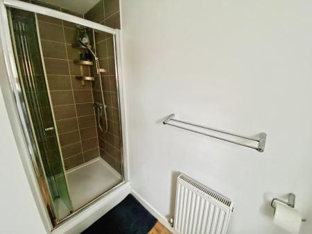 3 bedroom End of terrace house for sale in Watt Avenue, Colsterworth, Grantham, NG33