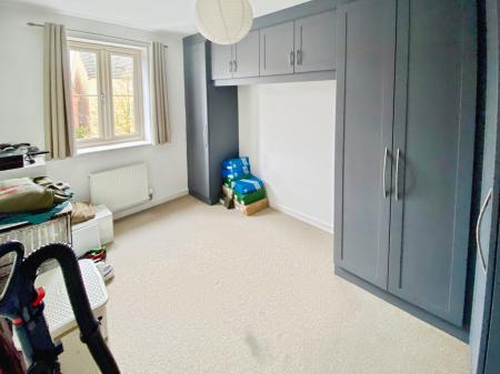 3 bedroom End of terrace house for sale in Watt Avenue, Colsterworth, Grantham, NG33