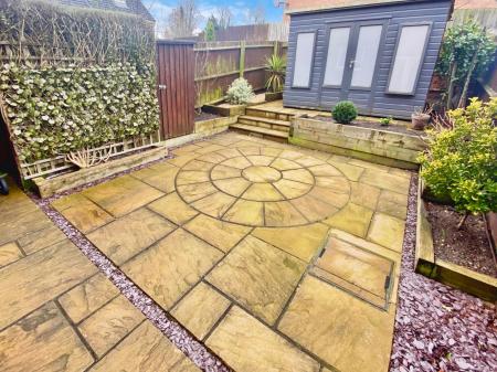 3 bedroom End of terrace house for sale in Watt Avenue, Colsterworth, Grantham, NG33