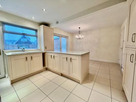 2 bedroom Detached house for sale in Chestnut Close, Bottesford, Grantham, NG13