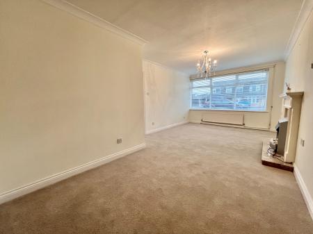 2 bedroom Detached house for sale in Chestnut Close, Bottesford, Grantham, NG13