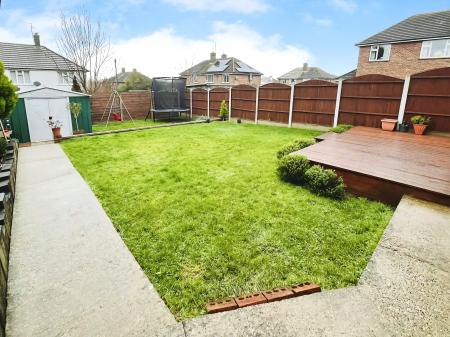 3 bedroom Semi-detached house for sale in Tennyson Avenue, Grantham, NG31
