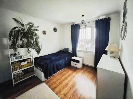 3 bedroom Semi-detached house for sale in Tennyson Avenue, Grantham, NG31