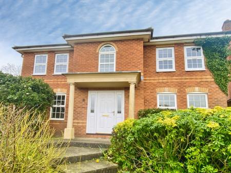 4 bedroom Detached house for sale in Lindisfarne Way, Grantham, NG31