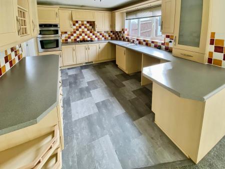 4 bedroom Detached house for sale in Lindisfarne Way, Grantham, NG31