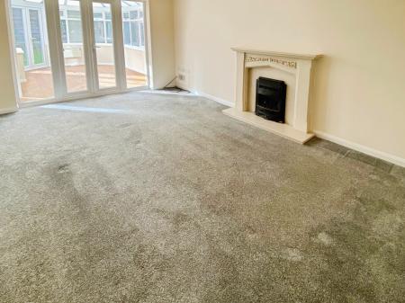 4 bedroom Detached house for sale in Lindisfarne Way, Grantham, NG31