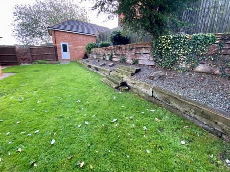 4 bedroom Detached house for sale in Lindisfarne Way, Grantham, NG31