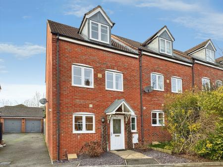 Thorneydene Gardens, Grantham, Grantham, NG31