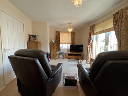 2 bedroom Flat for sale in Premier Court, Grantham, NG31