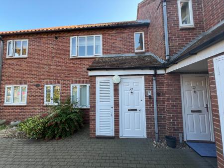 2 bedroom Flat for sale in Premier Court, Grantham, NG31