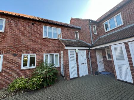 2 bedroom Flat for sale in Premier Court, Grantham, NG31