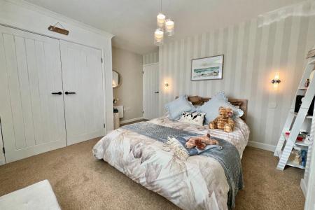 3 bedroom Semi-detached house for sale in Pinfold Lane, Marston, Grantham, NG32