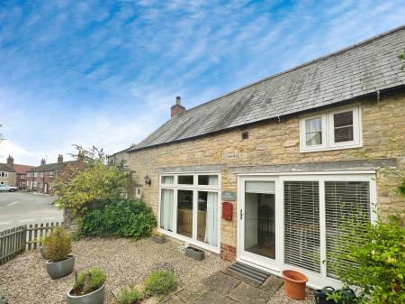 The Square, Skillington, NG33