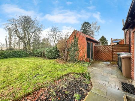 3 bedroom Semi-detached house to let in Sandbeck Cottages, Stragglethorpe, Grantham, LN5