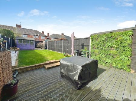 2 bedroom Terraced House for sale in Kingston Avenue, Grantham, Grantham, NG31