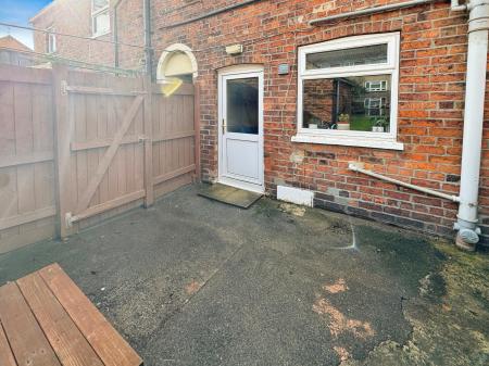 2 bedroom Terraced House to let in Norton Street, Grantham, NG31